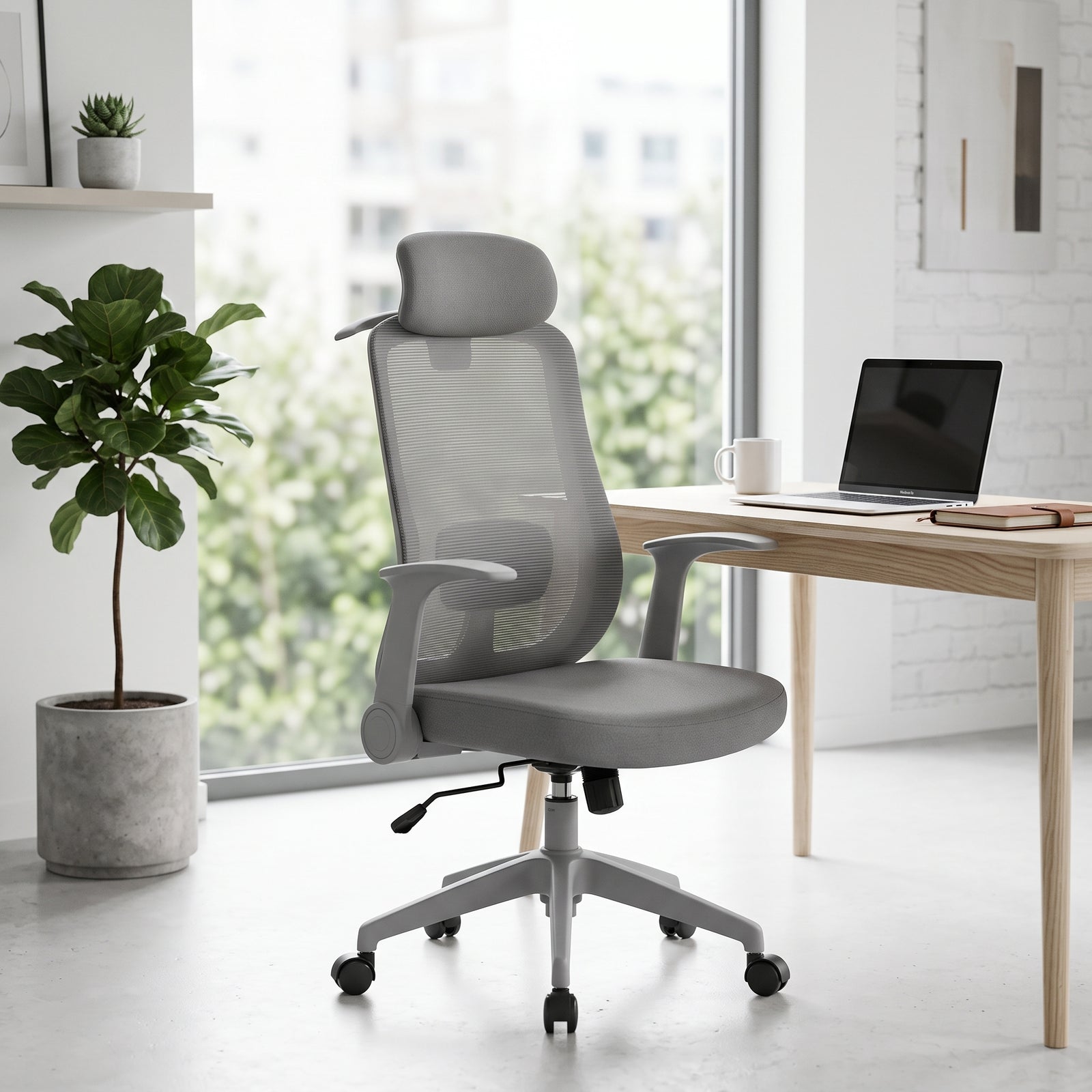Silla ergonómica Cali Gris en espacio de trabajo